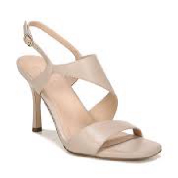 27 EDIT Shoes - EUC 27 Edit Naturalizer Lanie Elegant Beige Women's Heels